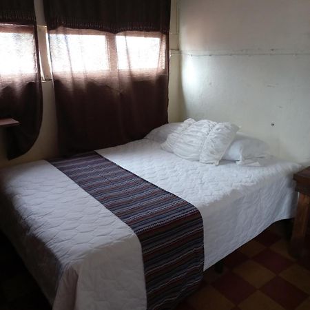 Hotel Acatenango Inn Antigua Bagian luar foto