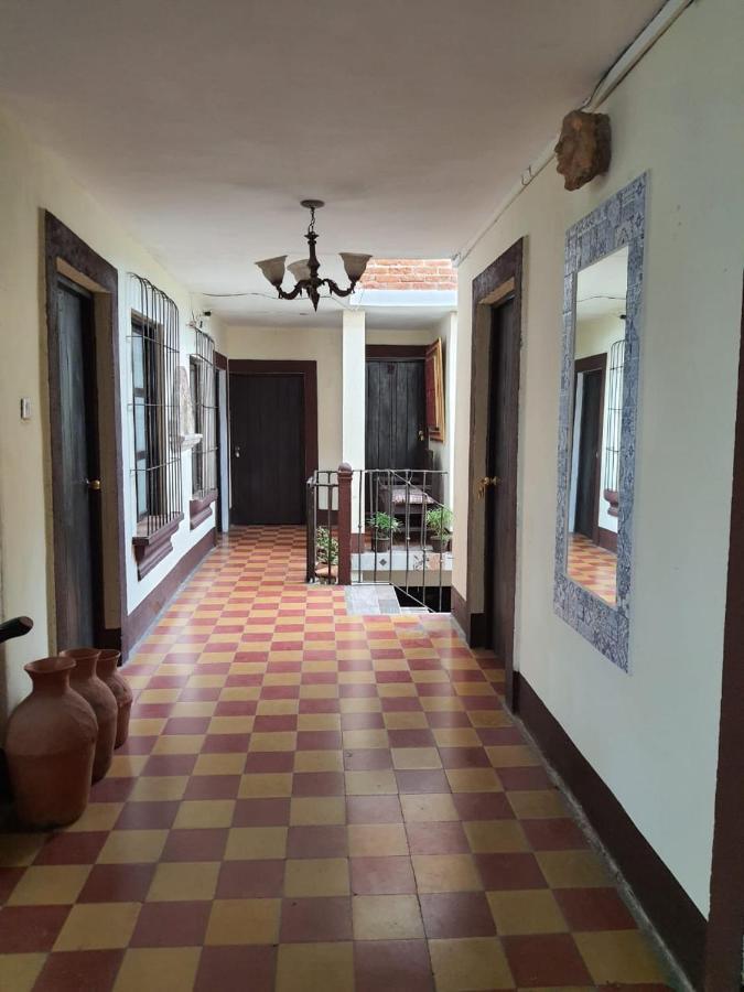 Hotel Acatenango Inn Antigua Bagian luar foto