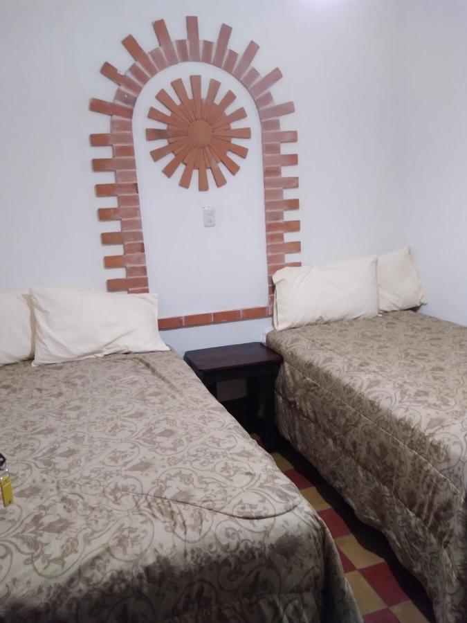 Hotel Acatenango Inn Antigua Bagian luar foto