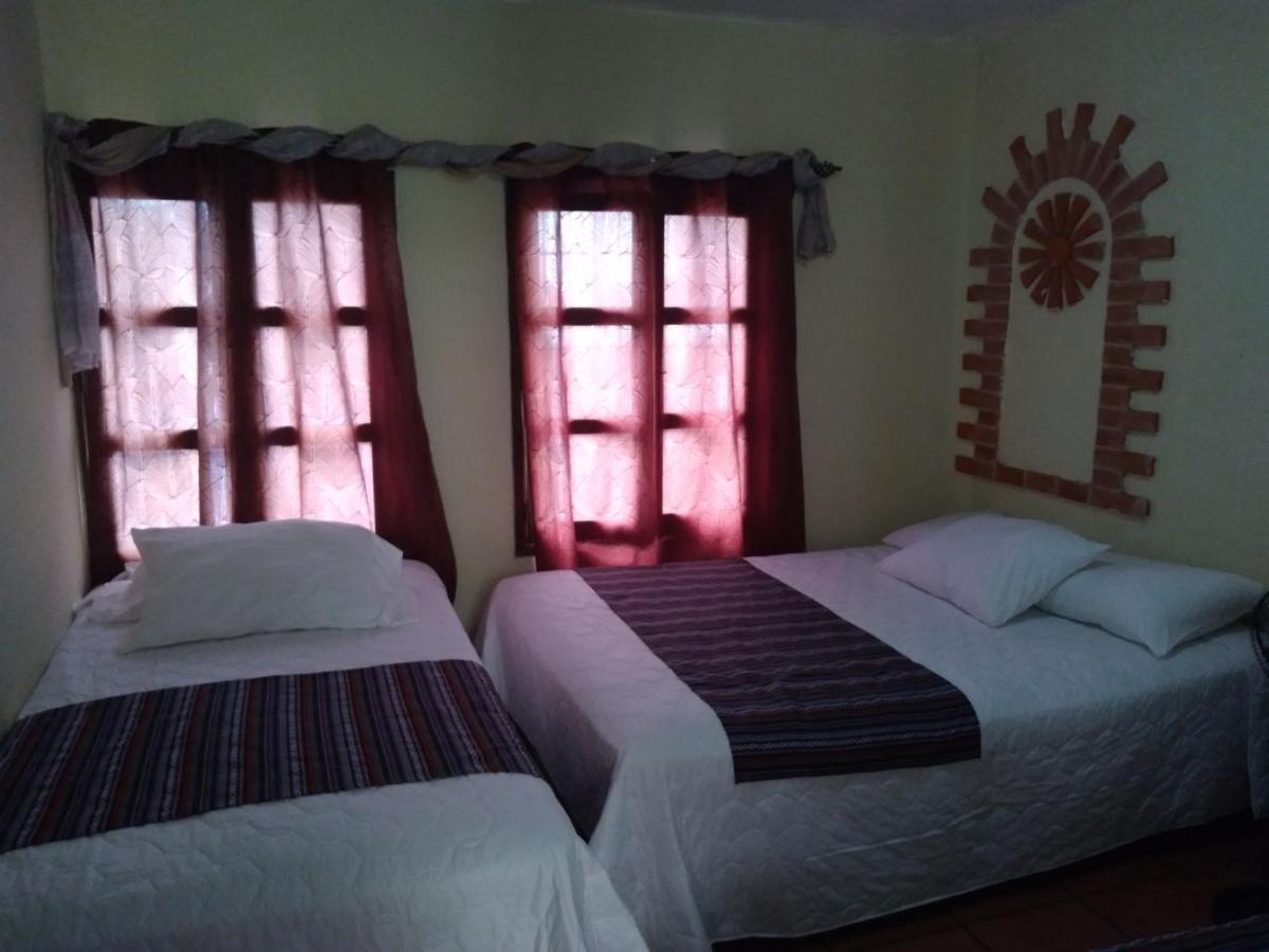 Hotel Acatenango Inn Antigua Bagian luar foto