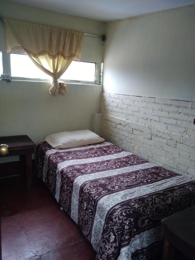 Hotel Acatenango Inn Antigua Bagian luar foto