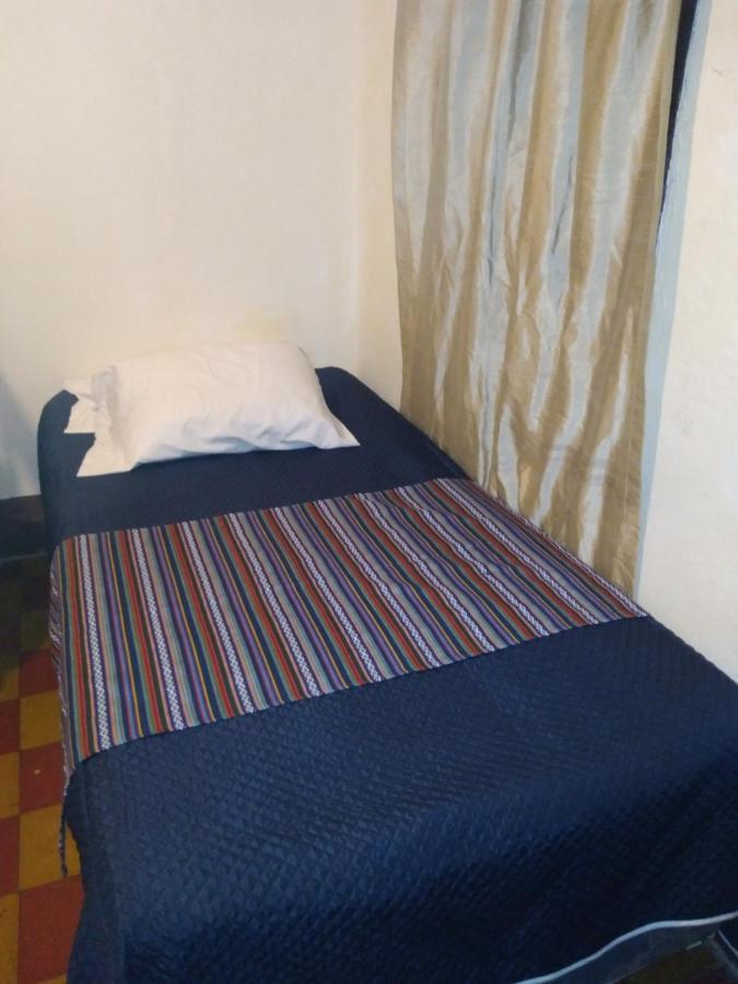 Hotel Acatenango Inn Antigua Bagian luar foto