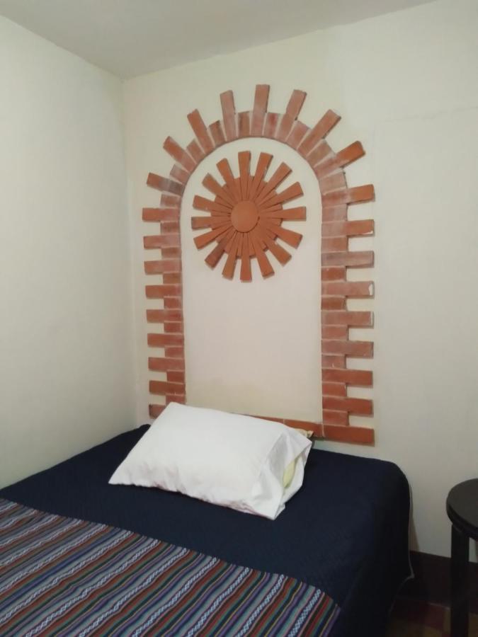 Hotel Acatenango Inn Antigua Bagian luar foto