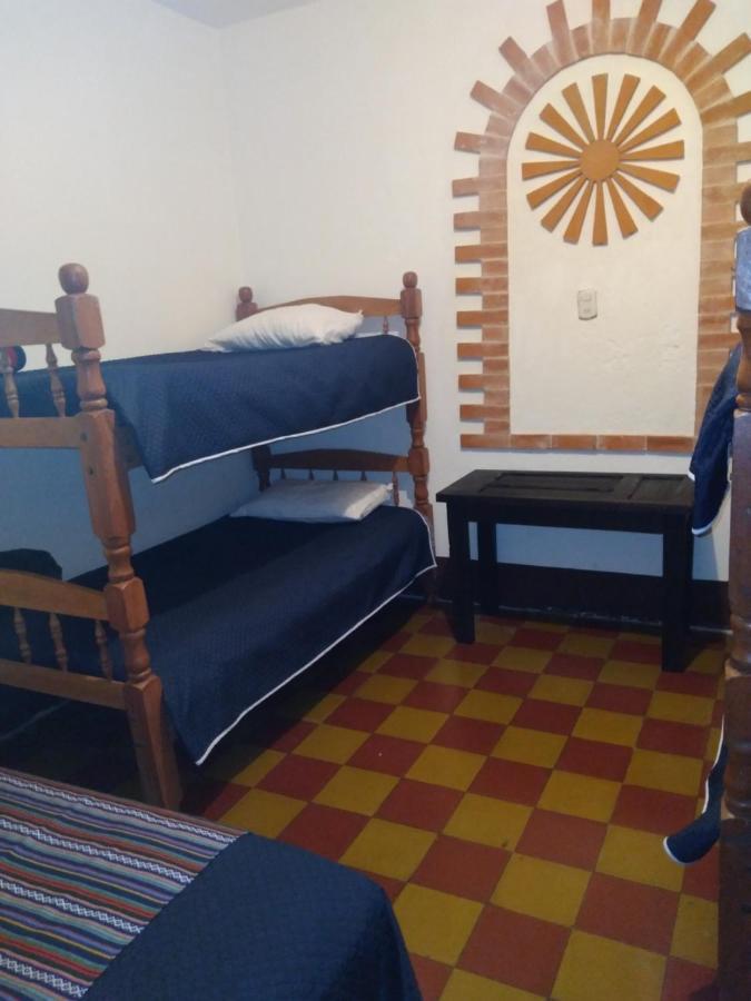 Hotel Acatenango Inn Antigua Bagian luar foto
