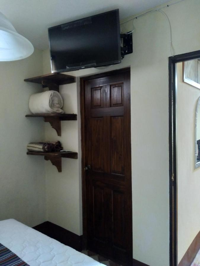 Hotel Acatenango Inn Antigua Bagian luar foto