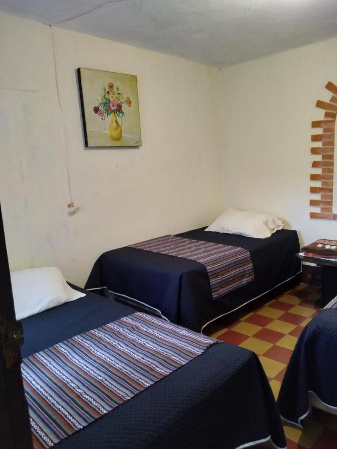 Hotel Acatenango Inn Antigua Bagian luar foto